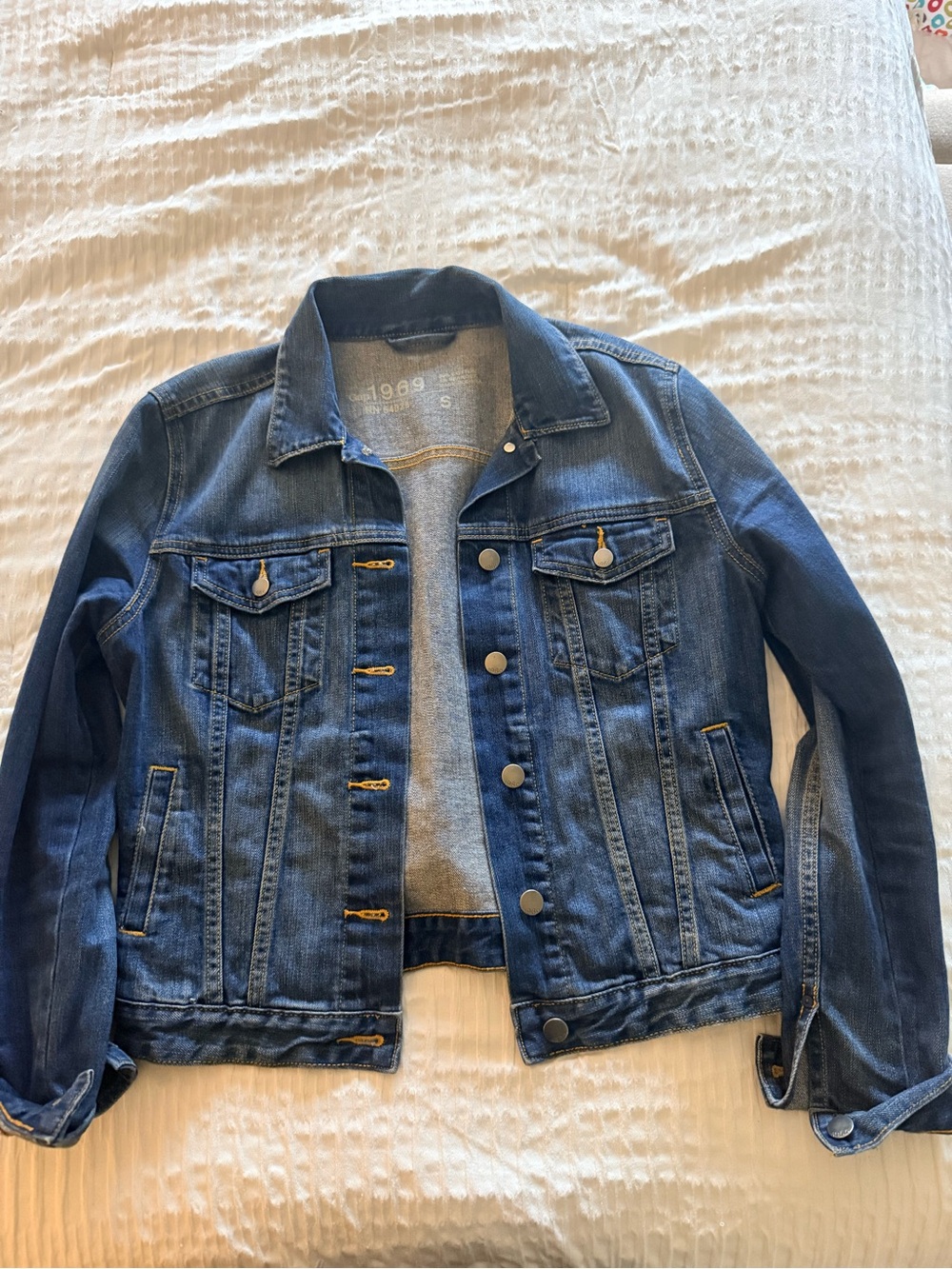 GAP Women's Dark Blue Denim Jacket